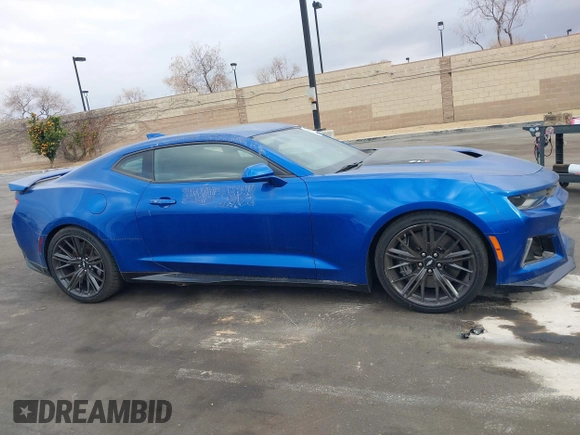 2018 Chevrolet Camaro ZL1 with VIN 1G1FK1R6XJ0122327, listed as a IAAI auction lot 41539334 with 26,178 mi miles and . Bid and sale history available at DreamBid. Image 13.
