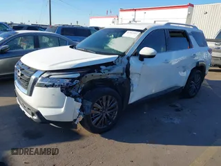2022 Nissan Pathfinder SL с VIN 5N1DR3CD1NC253109, выставлен на аукционе IAAI как лот 41302581 с пробегом 32 278 миль миль и . История ставок и продаж доступна на DreamBid. Изображение 17.
