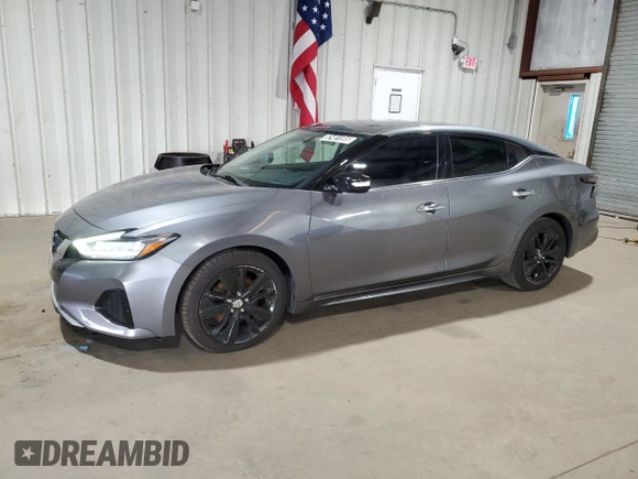 2019 Nissan Maxima SV z VIN 1N4AA6AV2KC360313, wystawiony jako Copart lot #52401595 z przebiegiem 67 822 mil mil oraz Czysty tytuł • Clean title. Historia ofert i sprzedaży dostępna na DreamBid. Obrazek 1.