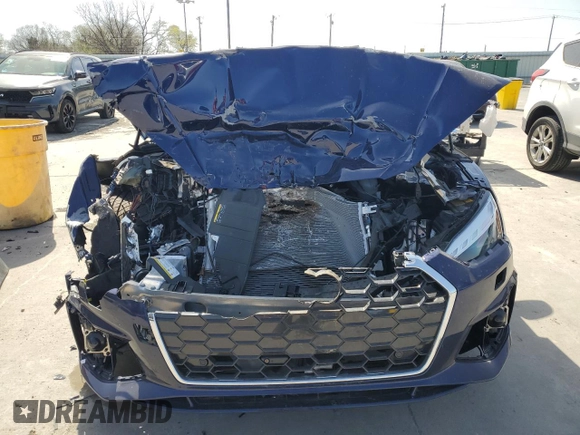 2024 Audi A5 Sportback S line Prestige z VIN WAUEACF51RA122846, wystawiony jako Copart lot #50018975 z przebiegiem Nie podano mil oraz Szkoda całkowita • Salvage title. Historia ofert i sprzedaży dostępna na DreamBid. Obrazek 5.