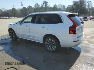 2022 Volvo XC90 Momentum with VIN YV4102PK6N1801537, listed as a Copart auction lot 46426435 with 31,019 mi miles and Salvage Title. Bid and sale history available at carsss.com. Image 2.