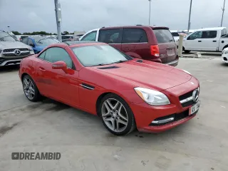 2013 Mercedes-Benz SLK-Class SLK 250 with VIN WDDPK4HA4DF073085, listed as a Copart auction lot 73961824 with 0 mi miles and Salvage Title. Bid and sale history available at carsss.com. Image 4.