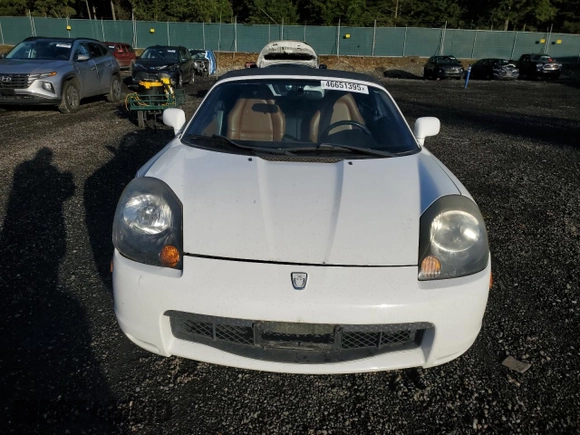 2002 Toyota MR2 z VIN JTDFR320720050590, wystawiony jako Copart lot #46651395 z przebiegiem 155 998 mil mil oraz Szkoda całkowita • Salvage title. Historia ofert i sprzedaży dostępna na DreamBid. Obrazek 5.