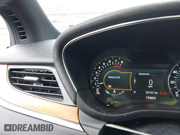 2017 Lincoln MKC Reserve with VIN 5LMTJ3DH4HUL32550, listed as a IAAI auction lot 41961355 with 60,104 mi miles. Bid and sale history available at carsss.com. Image 7.
