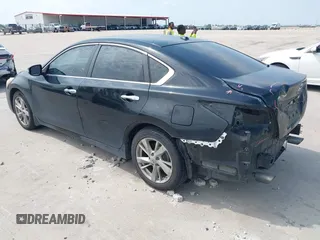 2015 Nissan Altima S with VIN 1N4AL3AP4FC595571, listed as a IAAI auction lot 42124970 with 119,859 mi miles and . Bid and sale history available at DreamBid. Image 3.