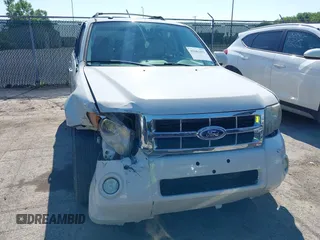 2011 Ford Escape Limited с VIN 1FMCU0E77BKB44834, выставлен на аукционе IAAI как лот 42662693 с пробегом 221 778 миль миль и . История ставок и продаж доступна на DreamBid. Изображение 6.