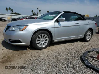 2012 Chrysler 200 Touring z VIN 1C3BCBEB8CN119030, wystawiony jako Copart lot #53676315 z przebiegiem 97 491 mil mil oraz Szkoda całkowita • Salvage title. Historia ofert i sprzedaży dostępna na DreamBid. Obrazek 1.