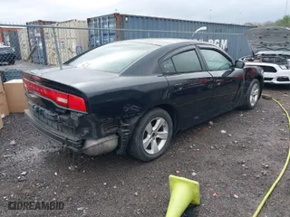 2014 Dodge Charger SE with VIN 2C3CDXBG5EH267629, listed as a IAAI auction lot 41968076 with 171,195 mi miles. Bid and sale history available at carsss.com. Image 4.