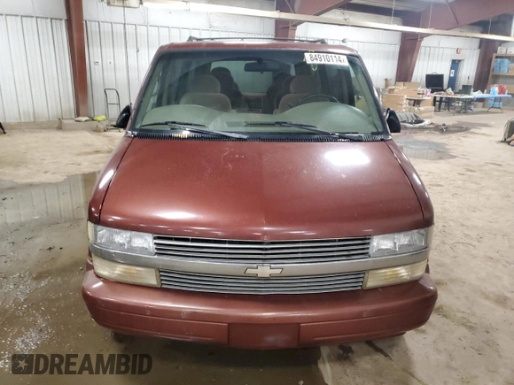 1998 Chevrolet Astro with VIN 1GNEL19W4WB154368, listed as a Copart auction lot 84910114 with 197,896 mi miles and Clean Title. Bid and sale history available at carsss.com. Image 5.