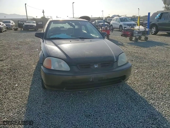 1996 Honda Civic EX with VIN 1HGEJ8240TL045820, listed as a Copart auction lot 52050915 with 239,335 mi miles and Salvage Title. Bid and sale history available at carsss.com. Image 10.