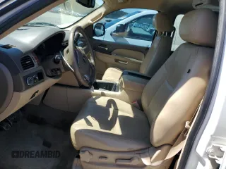 2011 GMC Yukon XL SLT with VIN 1GKS1KE01BR144055, listed as a Copart auction lot 49709875 with 276,304 mi miles and Salvage Title. Bid and sale history available at DreamBid. Image 7.