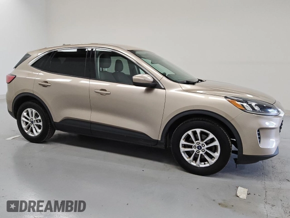 2020 Ford Escape SE z VIN 1FMCU0G61LUA00772, wystawiony jako Copart lot #65851325 z przebiegiem 126 308 mil mil oraz Czysty tytuł • Clean title. Historia ofert i sprzedaży dostępna na DreamBid. Obrazek 4.