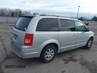 2010 Chrysler Town & Country Touring with VIN 2A4RR5D13AR346526, listed as a IAAI auction lot 41847699 with 271,266 mi miles. Bid and sale history available at carsss.com. Image 4.