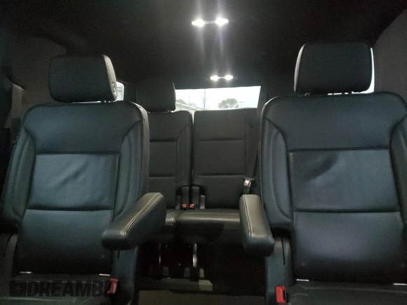 2022 GMC Yukon XL Denali with VIN 1GKS2JKT8NR211969, listed as a Copart auction lot 81858004 with 176,693 mi miles and Salvage Title. Bid and sale history available at carsss.com. Image 10.