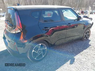 2023 Kia Soul EX with VIN KNDJ33AU7P7846870, listed as a IAAI auction lot 41771580 with 42,842 mi miles. Bid and sale history available at carsss.com. Image 4.
