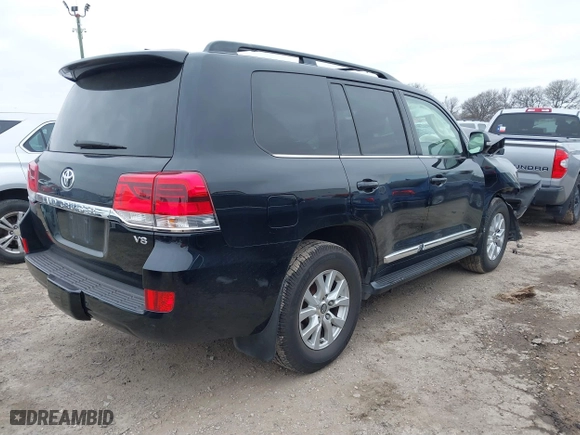 2016 Toyota Land Cruiser with VIN JTMCY7AJ6G4038101, listed as a IAAI auction lot 41613369 with 151,593 mi miles. Bid and sale history available at carsss.com. Image 4.