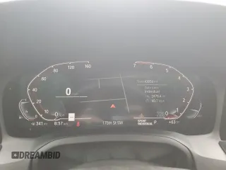 2021 BMW 3 Series 330i xDrive z VIN 3MW5R7J01M8C09484, wystawiony jako Copart lot #59128455 z przebiegiem 43 059 mil mil oraz Szkoda całkowita • Salvage title. Historia ofert i sprzedaży dostępna na DreamBid. Obrazek 9.