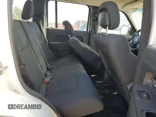 2012 Jeep Liberty Sport z VIN 1C4PJMAK4CW145790, wystawiony jako Copart lot #56780445 z przebiegiem 169 046 mil mil oraz Czysty tytuł • Clean title. Historia ofert i sprzedaży dostępna na DreamBid. Obrazek 11.