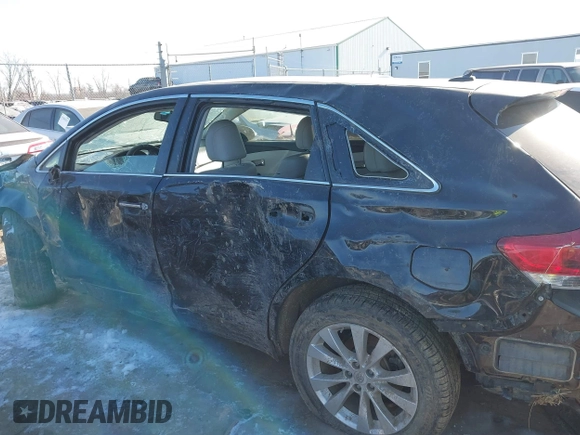 2013 Toyota Venza LE with VIN 4T3BA3BBXDU039511, listed as a IAAI auction lot 41325157 with Not Provided miles. Bid and sale history available at carsss.com. Image 13.