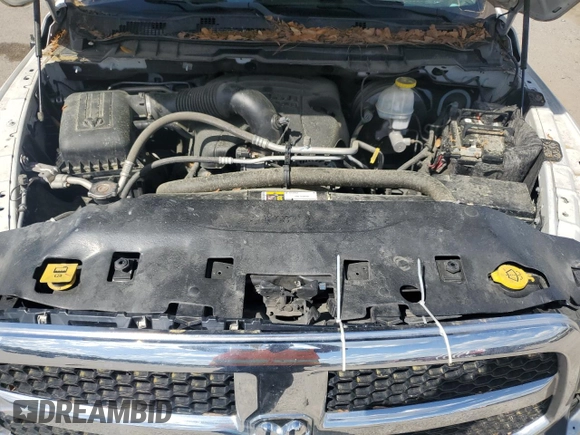 2019 Ram 1500 Tradesman z VIN 3C6JR6DTXKG560700, wystawiony jako Copart lot #52807595 z przebiegiem 195 166 mil mil oraz Czysty tytuł • Clean title. Historia ofert i sprzedaży dostępna na DreamBid. Obrazek 11.