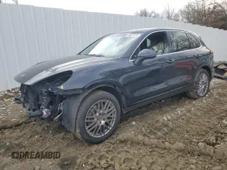 2016 Porsche Cayenne z VIN WP1AA2A29GKA15722, wystawiony jako Copart lot #43627915 z przebiegiem 125 579 mil mil oraz Szkoda całkowita • Salvage title. Historia ofert i sprzedaży dostępna na DreamBid. Obrazek 1.