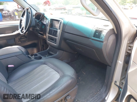 2004 Mercury Mountaineer with VIN 4M2DU86E34ZJ53426, listed as a IAAI auction lot 42410215 with 150,471 mi miles and . Bid and sale history available at DreamBid. Image 5.