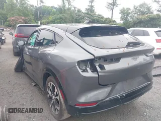 2023 Ford Mustang Mach-E Premium с VIN 3FMTK3SU9PMA70821, выставлен на аукционе IAAI как лот 42424158 с пробегом Не указан миль и . История ставок и продаж доступна на DreamBid. Изображение 3.