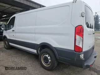 2018 Ford Transit z VIN 1FTYR1YG9JKA80761, wystawiony jako IAAI lot #42859226 z przebiegiem 132 605 mil mil oraz . Historia ofert i sprzedaży dostępna na DreamBid. Obrazek 15.