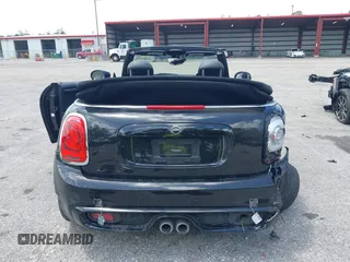 2021 MINI Convertible Cooper S z VIN WMWWJ5C0XM3M08622, wystawiony jako IAAI lot #42507679 z przebiegiem 36 932 mil mil oraz . Historia ofert i sprzedaży dostępna na DreamBid. Obrazek 16.