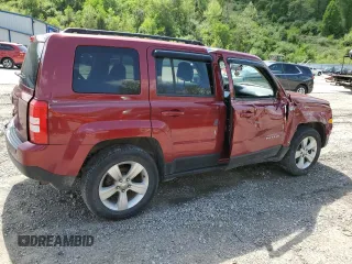 2015 Jeep Patriot Altitude z VIN 1C4NJRBB0FD290036, wystawiony jako Copart lot #55138325 z przebiegiem 64 343 mil mil oraz Szkoda całkowita • Salvage title. Historia ofert i sprzedaży dostępna na DreamBid. Obrazek 3.