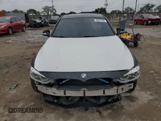 2017 BMW 3 Series 340i with VIN WBA8B3G5XHNU35569, listed as a Copart auction lot 88537495 with 93,837 mi miles and Salvage Title. Bid and sale history available at DreamBid. Image 5.