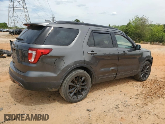 2017 Ford Explorer XLT with VIN 1FM5K7D81HGD62121, listed as a Copart auction lot 53132825 with 63,050 mi miles and Salvage title. Bid and sale history available at DreamBid. Image 3.
