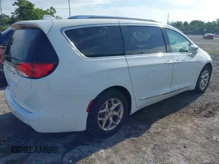 2017 Chrysler Pacifica Limited с VIN 2C4RC1GG0HR505044, выставлен на аукционе IAAI как лот 42541256 с пробегом 97 341 миль миль и . История ставок и продаж доступна на DreamBid. Изображение 4.