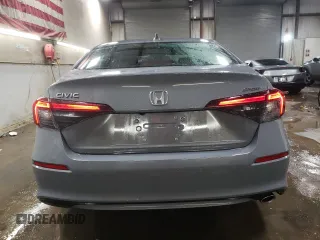 2025 Honda Civic Sedan Sport with VIN 2HGFE2F5XSH539378, listed as a Copart auction lot 45301395 with 3,137 mi miles and Salvage Title. Bid and sale history available at carsss.com. Image 6.