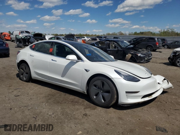 2018 Tesla Model 3 Long Range Battery z VIN 5YJ3E1EA2JF162673, wystawiony jako Copart lot #53495805 z przebiegiem 71 481 mil mil oraz Szkoda całkowita • Salvage title. Historia ofert i sprzedaży dostępna na DreamBid. Obrazek 4.
