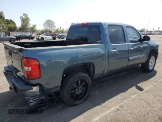 2010 Chevrolet Silverado 1500 LT with VIN 3GCRCSE09AG251406, listed as a Copart auction lot 54136905 with 205,048 mi miles and Clean Title. Bid and sale history available at DreamBid. Image 3.