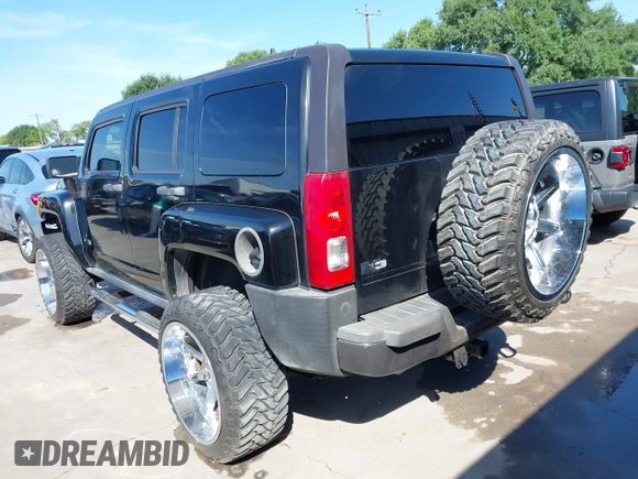 2006 Hummer H3 with VIN 5GTDN136468137230, listed as a IAAI auction lot 41886167 with 135,120 mi miles. Bid and sale history available at carsss.com. Image 3.
