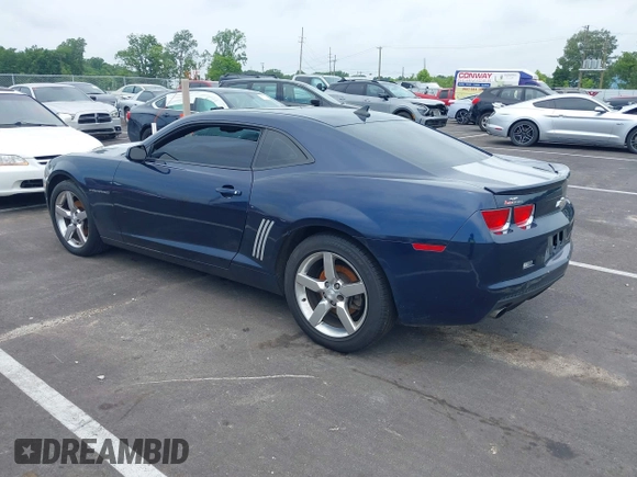 2011 Chevrolet Camaro 1LT with VIN 2G1FB1ED0B9140122, listed as a IAAI auction lot 42538043 with 202,703 mi miles and . Bid and sale history available at DreamBid. Image 3.