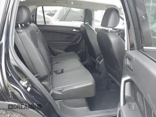 2022 Volkswagen Tiguan SE with VIN 3VV3B7AX3NM016534, listed as a IAAI auction lot 42354264 with 33,700 mi miles and . Bid and sale history available at DreamBid. Image 8.