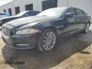 2016 Jaguar XJ Portfolio with VIN SAJWJ2GD5G8V96800, listed as a Copart auction lot 54408145 with 55,835 mi miles and Clean Title. Bid and sale history available at DreamBid. Image 1.