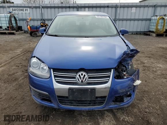 2008 Volkswagen Jetta z VIN 3VWRJ31K68M067231, wystawiony jako Copart lot #53196704 z przebiegiem 161 525 mil mil oraz Szkoda całkowita • Salvage title. Historia ofert i sprzedaży dostępna na DreamBid. Obrazek 5.