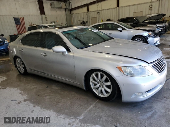 2009 Lexus LS 460 L with VIN JTHGL46FX95033756, listed as a Copart auction lot 68639234 with 109,132 mi miles and Salvage title. Bid and sale history available at DreamBid. Image 4.