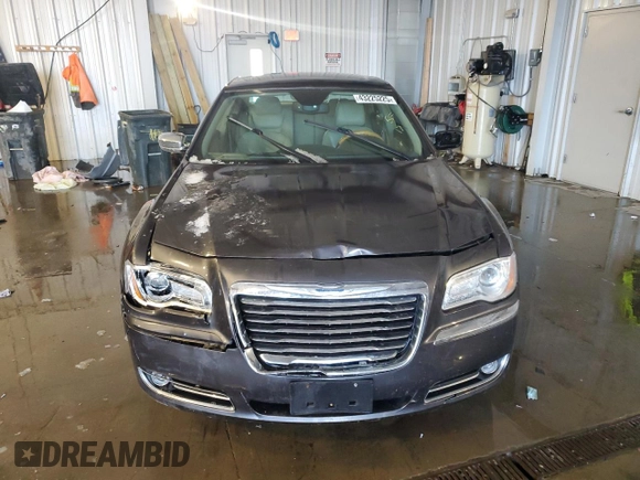 2014 Chrysler 300 C with VIN 2C3CCAKG4EH352896, listed as a Copart auction lot 43225225 with Not Provided miles and Clean Title. Bid and sale history available at carsss.com. Image 5.