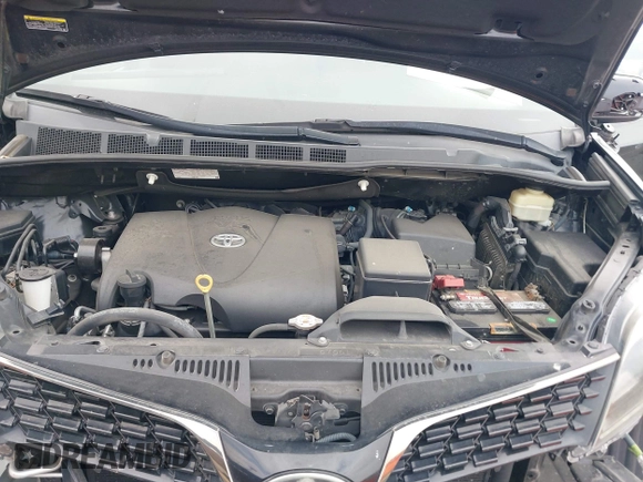 2018 Toyota Sienna SE with VIN 5TDXZ3DC0JS939237, listed as a IAAI auction lot 42249086 with 79,210 mi miles and . Bid and sale history available at DreamBid. Image 10.