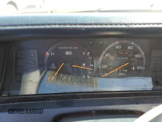 1988 Toyota Camry z VIN JT2SV21E7J3277138, wystawiony jako Copart lot #80039334 z przebiegiem 152 555 mil mil oraz Szkoda całkowita • Salvage title. Historia ofert i sprzedaży dostępna na DreamBid. Obrazek 9.