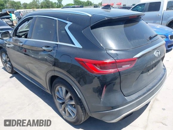 2019 Infiniti QX50 Luxe with VIN 3PCAJ5M13KF130893, listed as a IAAI auction lot 42023240 with 58,612 mi miles and . Bid and sale history available at DreamBid. Image 3.