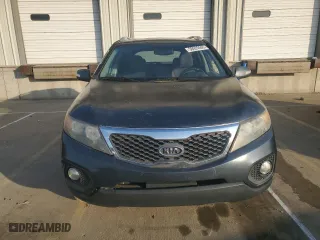 2011 Kia Sorento LX with VIN 5XYKT3A18BG002519, listed as a Copart auction lot 50920505 with 237,302 mi miles and Clean Title. Bid and sale history available at carsss.com. Image 5.