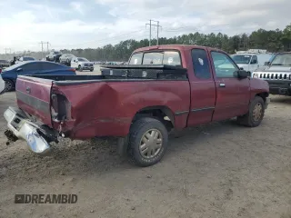 1996 Toyota T100 DX with VIN JT4TN12D0T0021827, listed as a Copart auction lot 44328465 with 253,582 mi miles and Salvage Title. Bid and sale history available at carsss.com. Image 3.