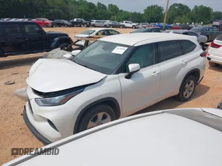 2020 Toyota Highlander L with VIN 5TDCZRAH2LS508743, listed as a IAAI auction lot 42430088 with 191,148 mi miles and . Bid and sale history available at DreamBid. Image 17.