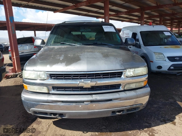 2002 Chevrolet Tahoe LT with VIN 1GNEK13Z92J289724, listed as a IAAI auction lot 42025254 with 190,749 mi miles. Bid and sale history available at carsss.com. Image 12.